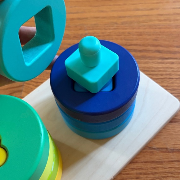 Colorful Stacking and Sorting Toy Set - Picture 4 of 5